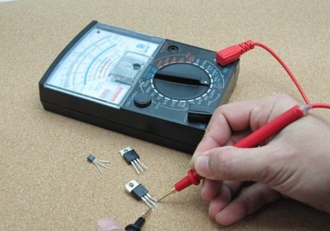 Foto MULTIMETER AC/DC